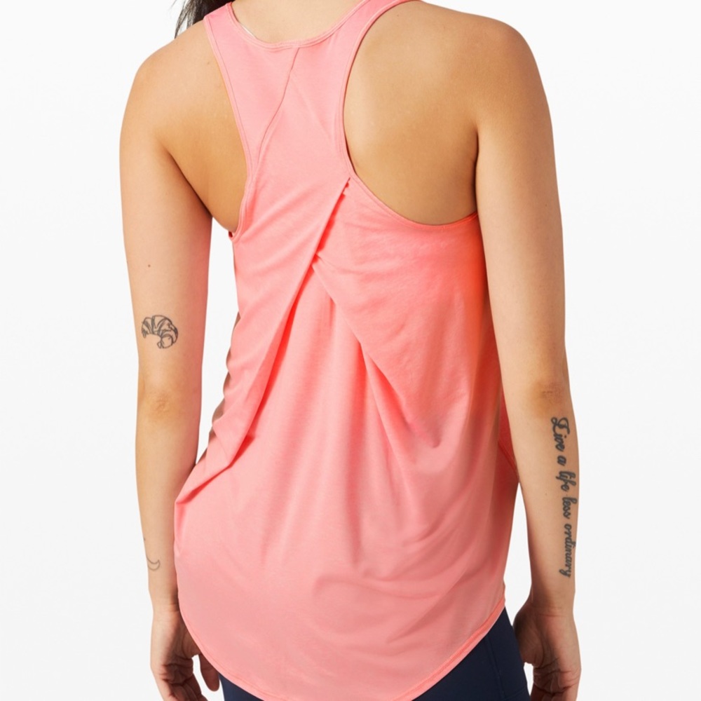 Lululemon essentials tank
